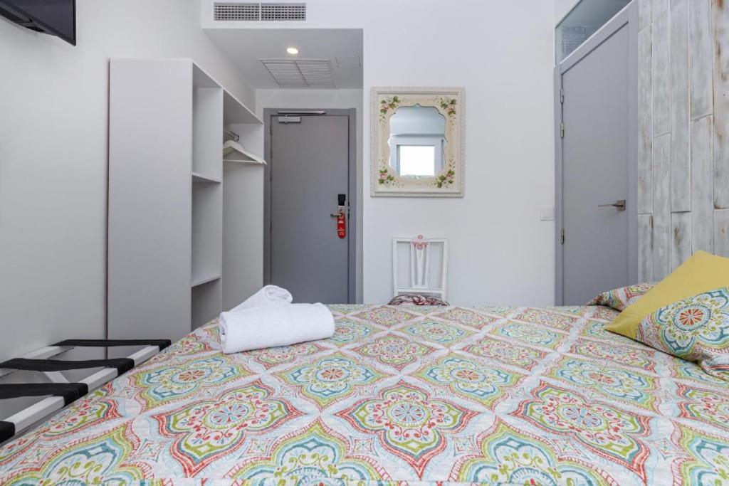 Hotel Clopy Rocamar Benidorm Ngoại thất bức ảnh